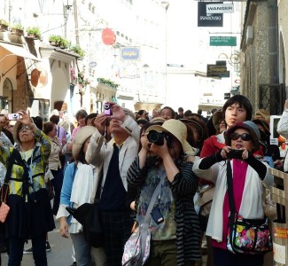 Foto Corso a Napoli sull’accoglienza turistica al front office